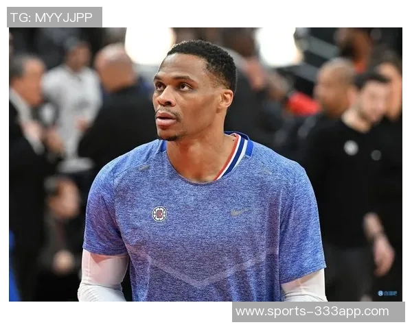 威少为爱犬庆生十一岁依然活力四射你是我心中的真正MVP 威少为爱犬庆生十一岁依然活力四射你是我心中的真正MVP