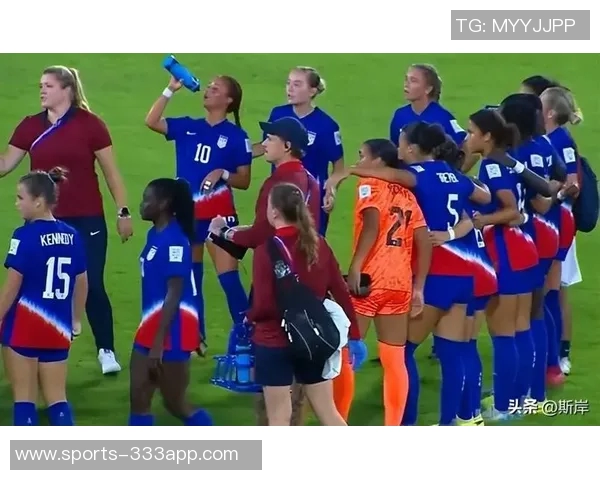 曾屹婕精彩任意球破门U17中国女足奋力追赶美国队比分至2-5 曾屹婕精彩任意球破门U17中国女足奋力追赶美国队比分至2-5